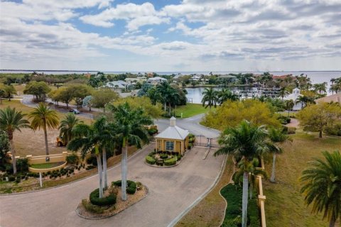 Terreno en venta en Port Charlotte, Florida № 319431 - foto 17