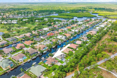 Villa ou maison à vendre à Jupiter, Floride: 4 chambres, 233.18 m2 № 1135069 - photo 18