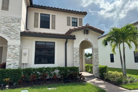 Adosado en venta en Homestead, Florida, 3 dormitorios, 123.37 m2 № 1385657 - foto 1