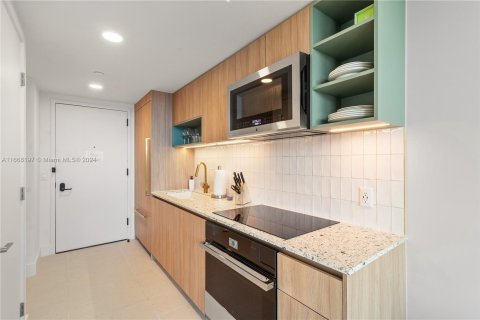 Condominio en venta en Miami, Florida, 1 dormitorio, 51.1 m2 № 1385623 - foto 18