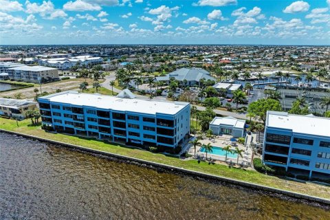 Condominio en venta en Punta Gorda, Florida, 3 dormitorios, 178 m2 № 1251175 - foto 4