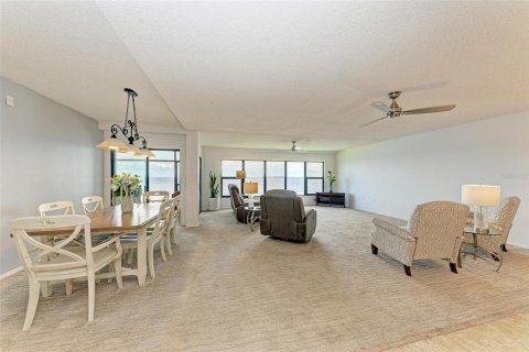 Condo in Punta Gorda, Florida, 3 bedrooms  № 1251175 - photo 9