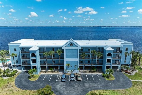 Copropriété à vendre à Punta Gorda, Floride: 3 chambres, 178 m2 № 1251175 - photo 1