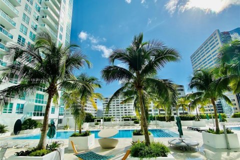 Condominio en venta en Miami, Florida, 1 dormitorio, 63.92 m2 № 1404593 - foto 29