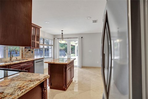 Casa en venta en Miami, Florida, 4 dormitorios, 252.14 m2 № 1356749 - foto 16