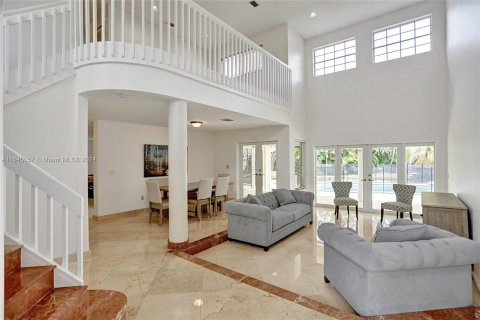 Casa en venta en Miami, Florida, 4 dormitorios, 252.14 m2 № 1356749 - foto 8