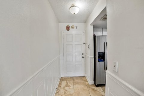 Casa en venta en Tampa, Florida, 2 dormitorios, 97.45 m2 № 1392279 - foto 4