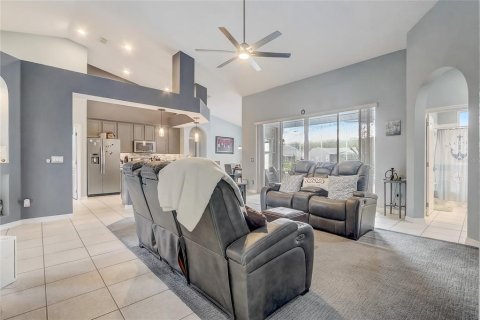 Villa ou maison à vendre à Orlando, Floride: 4 chambres, 218.6 m2 № 1392278 - photo 8