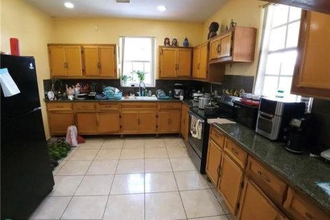 House in Clewiston, Florida 3 bedrooms, 152.17 sq.m. № 1178695 - photo 7