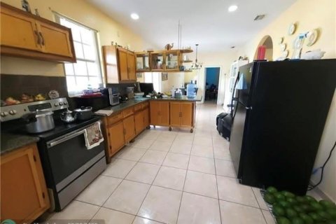 Villa ou maison à vendre à Clewiston, Floride: 3 chambres, 152.17 m2 № 1178695 - photo 6