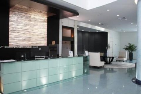 Condo in Aventura, Florida, 2 bedrooms  № 837161 - photo 3