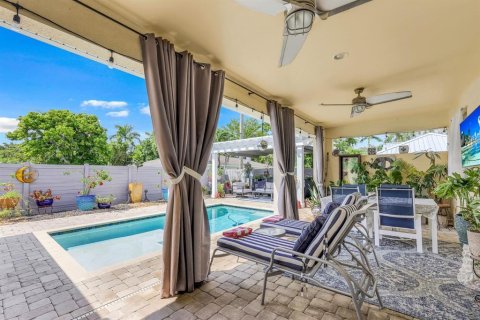 Villa ou maison à vendre à Fort Myers, Floride: 3 chambres, 205.78 m2 № 737022 - photo 20