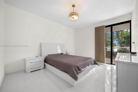 Condominio en venta en Aventura, Florida, 3 dormitorios, 134.24 m2 № 1357079 - foto 19