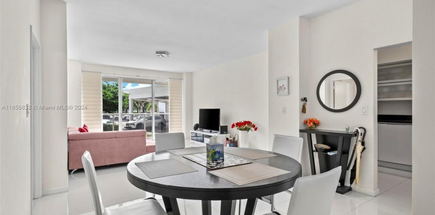 Condo in Aventura, Florida, 3 bedrooms  № 1357079