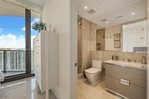 Copropriété à louer à Sunny Isles Beach, Floride: 2 chambres, 134.43 m2 № 1357033 - photo 17