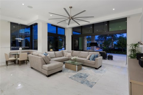 Villa ou maison à vendre à Weston, Floride: 6 chambres, 726.5 m2 № 1291759 - photo 5