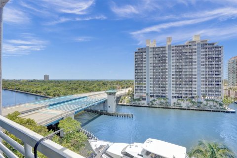 Condo in Fort Lauderdale, Florida, 1 bedroom  № 1216253 - photo 3