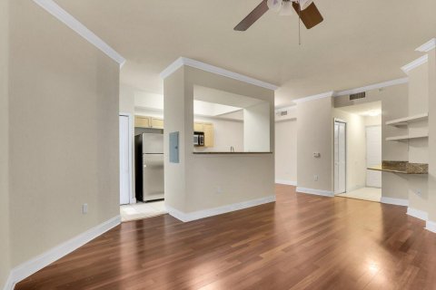 Condo in Palm Beach Gardens, Florida, 1 bedroom  № 1216348 - photo 2