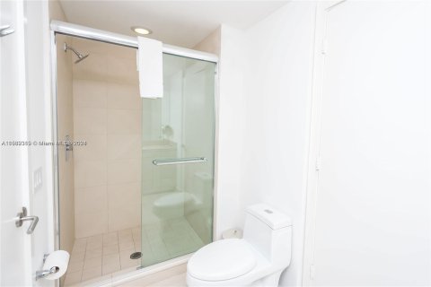 Condo in Hollywood, Florida, 2 bedrooms  № 1161364 - photo 6