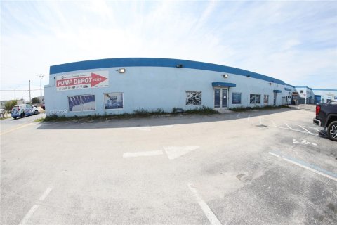 Immobilier commercial à vendre à Medley, Floride № 1161405 - photo 29