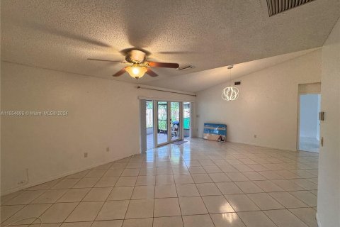 Touwnhouse à louer à Davie, Floride: 2 chambres, 119.84 m2 № 1356789 - photo 15