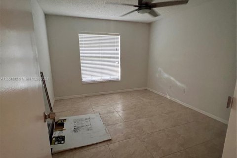 Townhouse in Davie, Florida 2 bedrooms, 119.84 sq.m. № 1356788 - photo 22