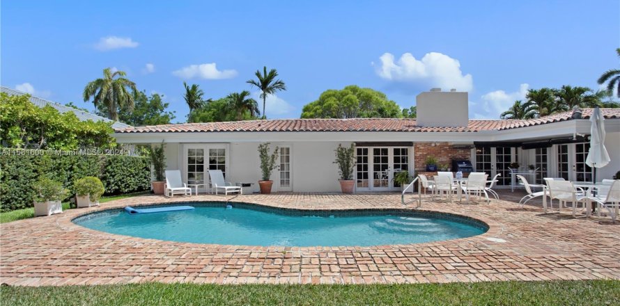 Villa ou maison à Key Biscayne, Floride 3 chambres, 271.92 m2 № 1167934