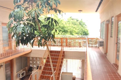 Copropriété à vendre à Miami Beach, Floride: 35.3 m2 № 1168026 - photo 2