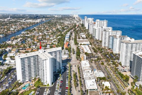 Copropriété à vendre à Fort Lauderdale, Floride: 2 chambres, 104.05 m2 № 929865 - photo 1