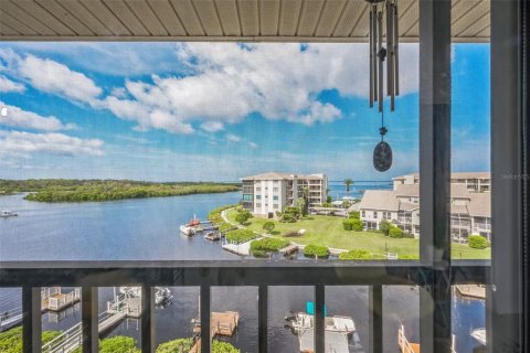 Copropriété à vendre à Port Richey, Floride: 2 chambres, 95.22 m2 № 1376814 - photo 12