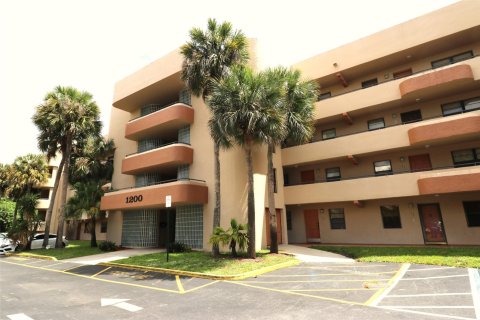 Copropriété à vendre à Pompano Beach, Floride: 2 chambres, 102.56 m2 № 1104331 - photo 22