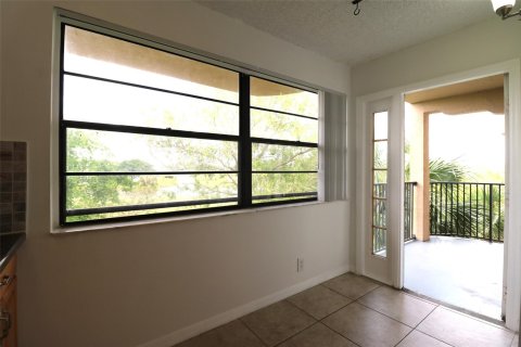 Copropriété à vendre à Pompano Beach, Floride: 2 chambres, 102.56 m2 № 1104331 - photo 17