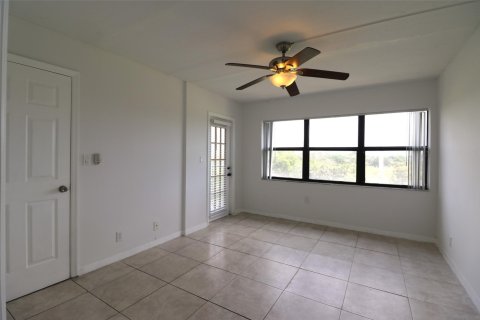 Condo in Pompano Beach, Florida, 2 bedrooms  № 1104331 - photo 7