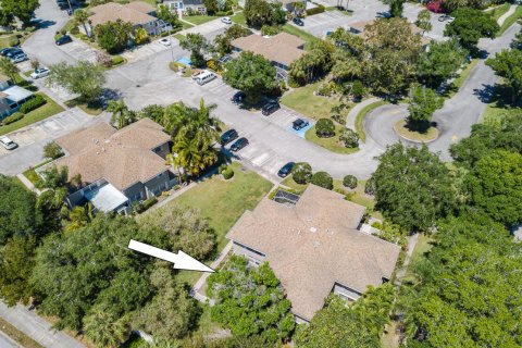 Townhouse in Palm City, Florida 2 bedrooms, 127.65 sq.m. № 1104329 - photo 27