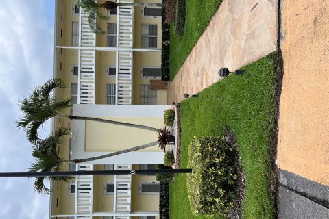 Condominio en venta en Boca Raton, Florida, 2 dormitorios, 78.04 m2 № 1098662 - foto 11