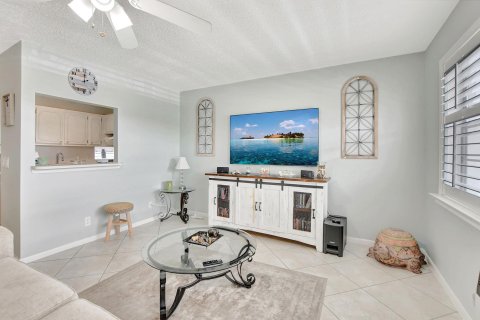 Condo in Deerfield Beach, Florida, 1 bedroom  № 1099062 - photo 10