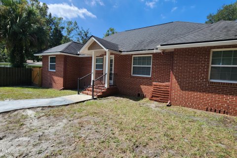 Villa ou maison à louer à Jacksonville, Floride: 3 chambres, 131.09 m2 № 772863 - photo 29