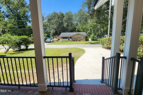 Villa ou maison à louer à Jacksonville, Floride: 3 chambres, 131.09 m2 № 772863 - photo 6