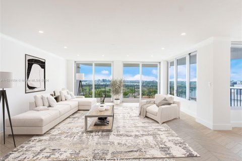 Condominio en venta en Miami Beach, Florida, 2 dormitorios, 248.79 m2 № 1011344 - foto 7