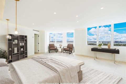 Condominio en venta en Miami Beach, Florida, 2 dormitorios, 248.79 m2 № 1011344 - foto 9