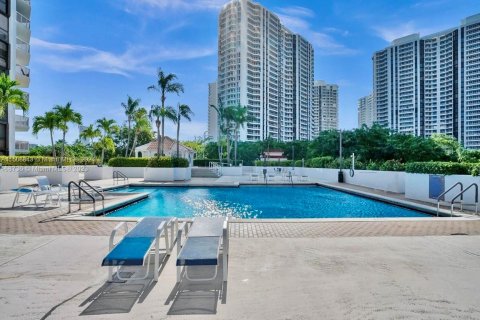 Condo in Aventura, Florida, 2 bedrooms  № 936082 - photo 6