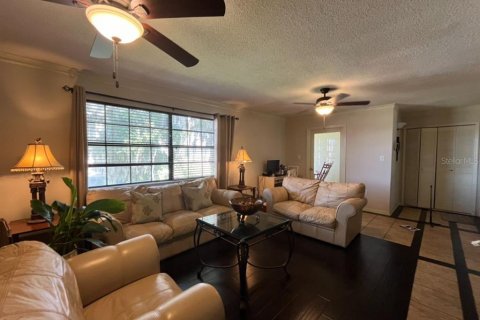 Condominio en venta en Leesburg, Florida, 3 dormitorios, 131.27 m2 № 1382089 - foto 5