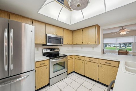 Condo in Sun City Center, Florida, 2 bedrooms  № 1382116 - photo 20