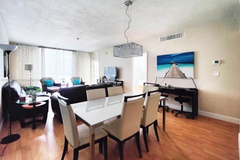 Condominio en venta en Hollywood, Florida, 2 dormitorios, 108.97 m2 № 1329152 - foto 23