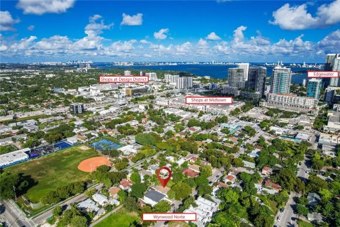 Propiedad comercial en venta en Miami, Florida, 183.57 m2 № 1391485 - foto 6