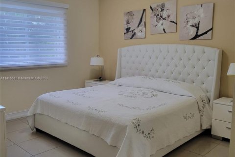Купить кондоминиум в Хайалиа, Флорида 2 спальни, 83.98м2, № 602913 - фото 26