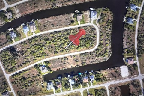 Terreno en venta en Port Charlotte, Florida № 1316845 - foto 1