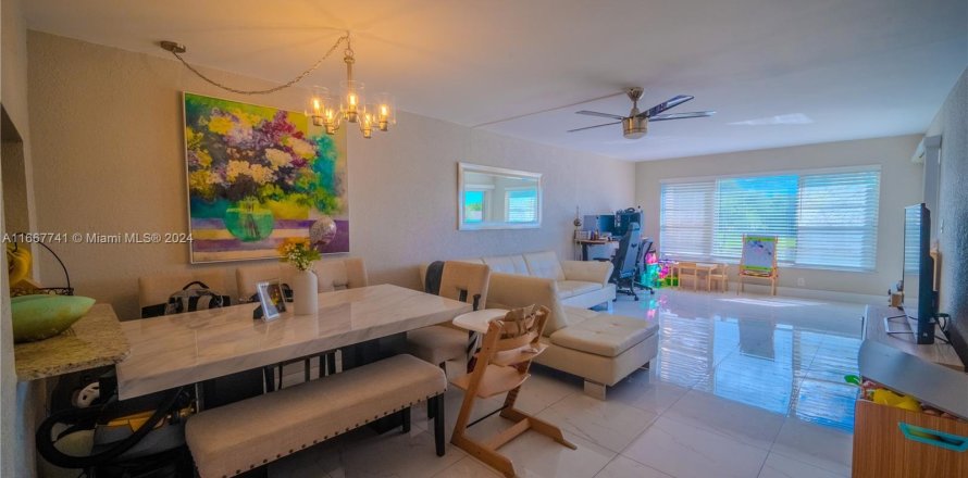 Condo in Sunrise, Florida, 1 bedroom  № 1383121