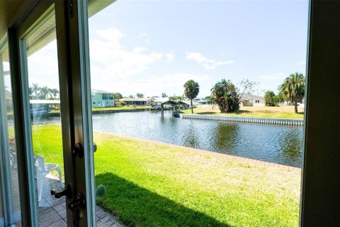 Villa ou maison à vendre à Merrit Island, Floride: 4 chambres, 279.82 m2 № 1195501 - photo 18