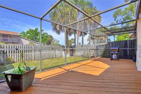 Townhouse in Tampa, Florida 3 bedrooms, 165.55 sq.m. № 1088280 - photo 28